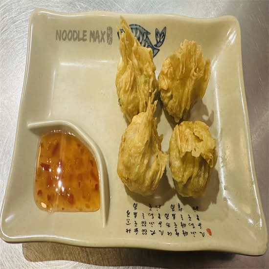 炸云吞 4pcs Deep Fried Dumplings (4pcs)